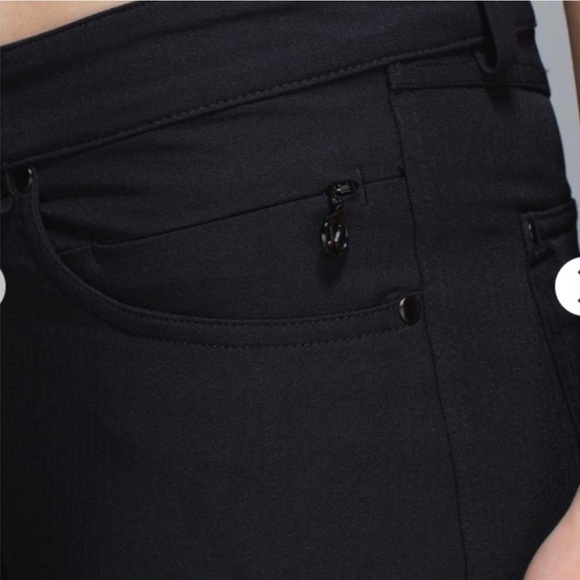 ☀️lululemon Everyday Pant - Picture 2 of 5